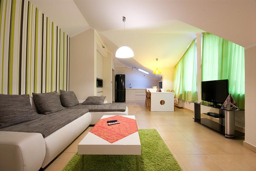 Domador Rooms & Apartments Becici  Exterior photo