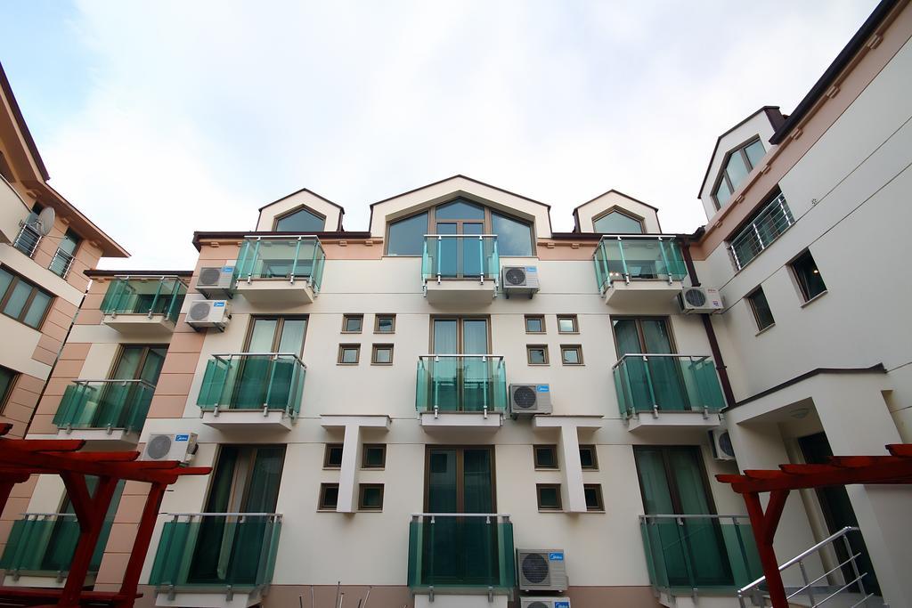 Domador Rooms & Apartments Becici  Exterior photo
