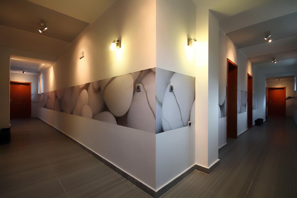 Domador Rooms & Apartments Becici  Exterior photo