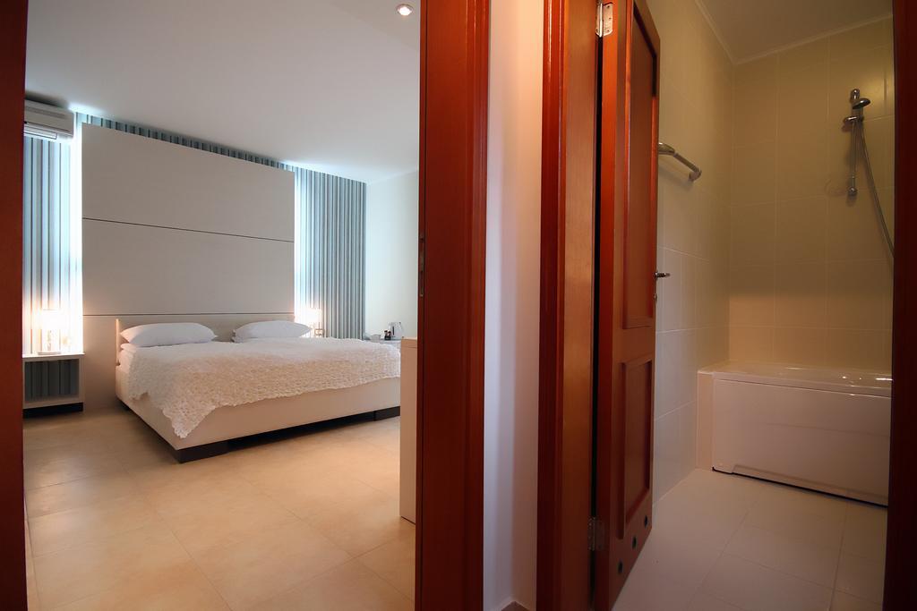 Domador Rooms & Apartments Becici  Exterior photo