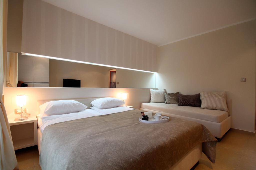 Domador Rooms & Apartments Becici  Exterior photo