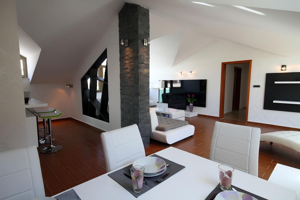 Domador Rooms & Apartments Becici  Exterior photo
